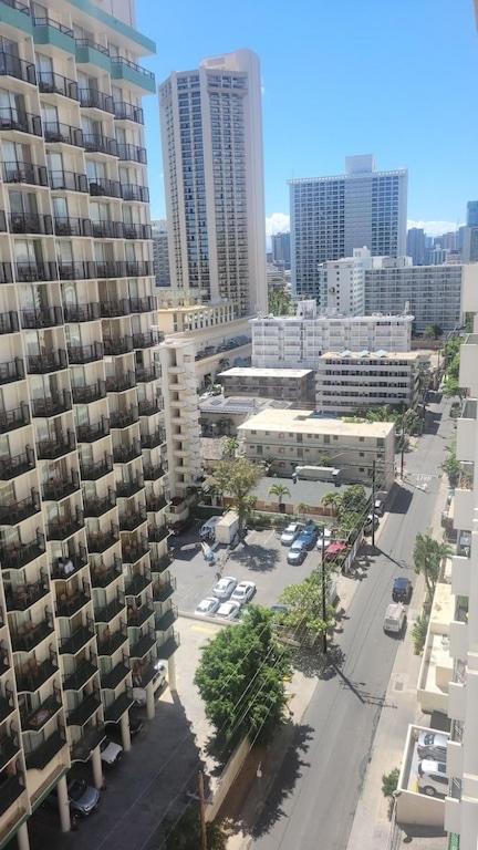 Waikiki Condo 2 Bedrooms 2 Bathrooms With 1 Free Parking Space Гонолулу Екстер'єр фото