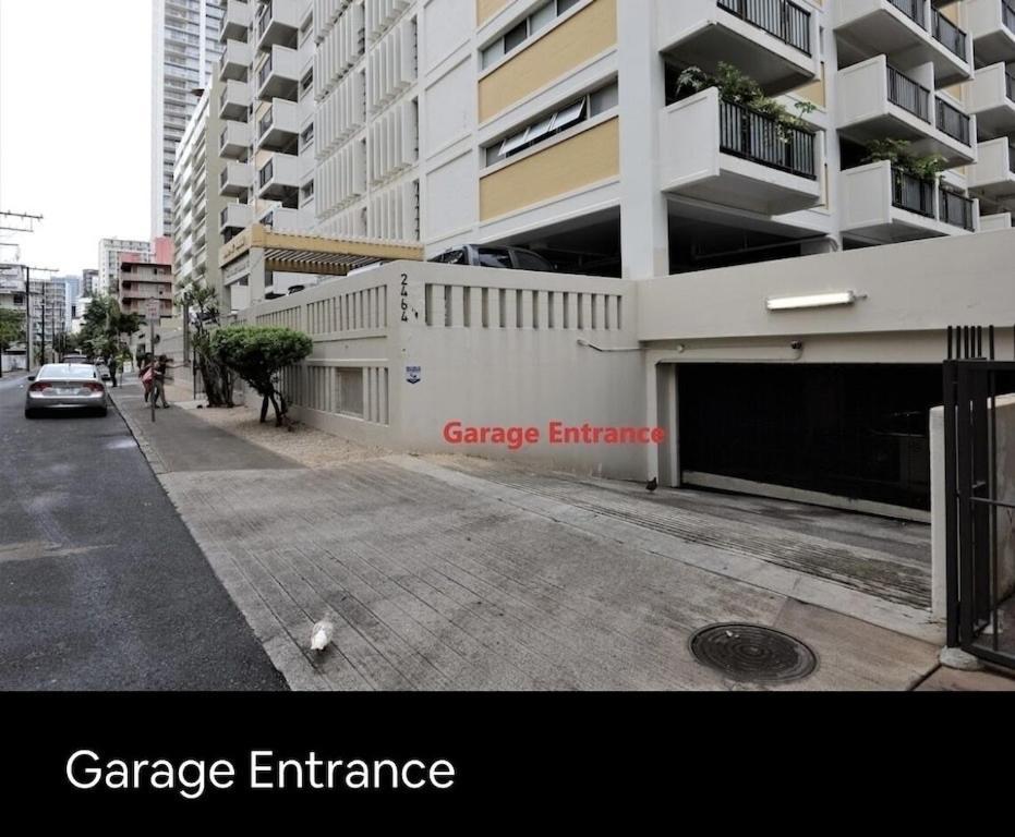 Waikiki Condo 2 Bedrooms 2 Bathrooms With 1 Free Parking Space Гонолулу Екстер'єр фото