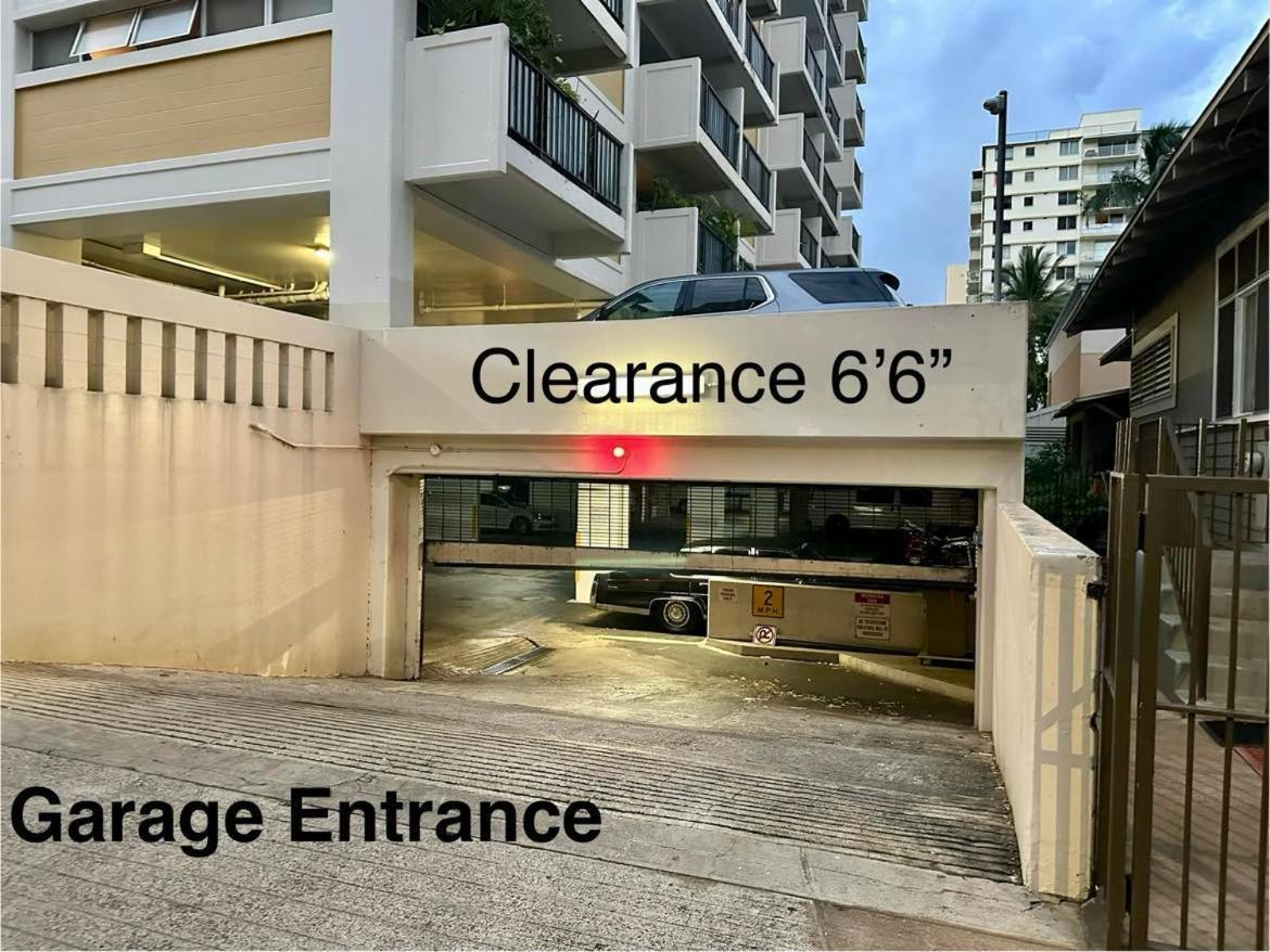 Waikiki Condo 2 Bedrooms 2 Bathrooms With 1 Free Parking Space Гонолулу Екстер'єр фото
